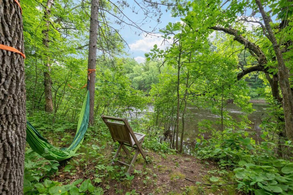 Wilderness Meadows Villa Pine City Exterior photo